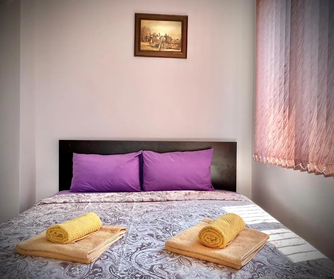 Bright Central Studio For 4 In Burgas Bulgaria