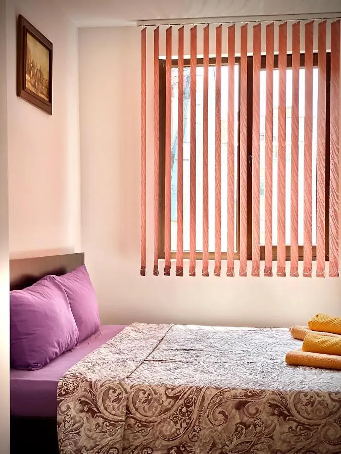 Bright Central Studio For 4 In Burgas Bulgaria